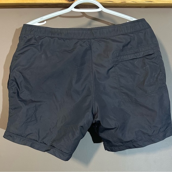 Isaora men’s medium board shorts - Picture 2 of 3